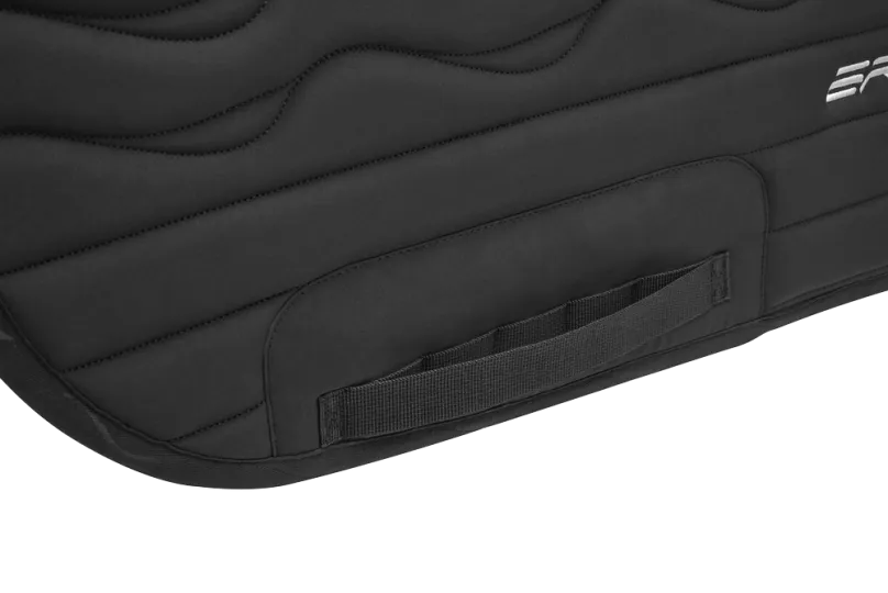 dressage_saddlepad_black_detail.webp